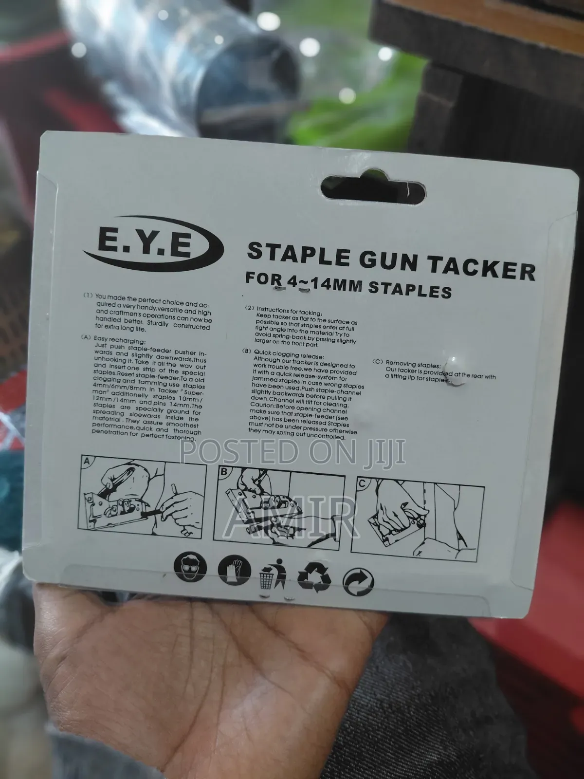 Heavy-Duty Staple Tacker (4-14mm Staples)