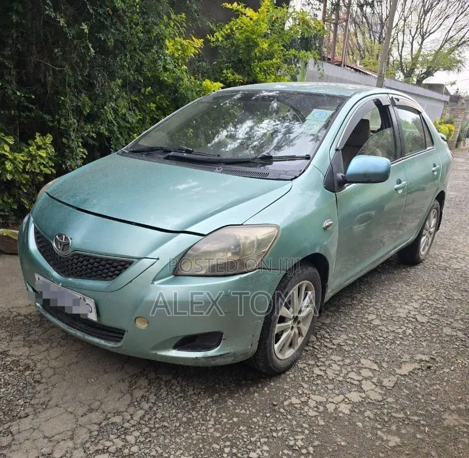 Toyota Yaris 2007 Green