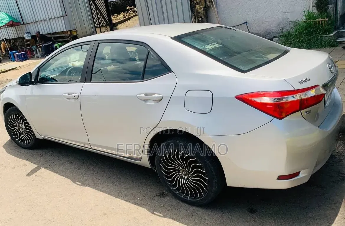 Toyota Corolla 2014