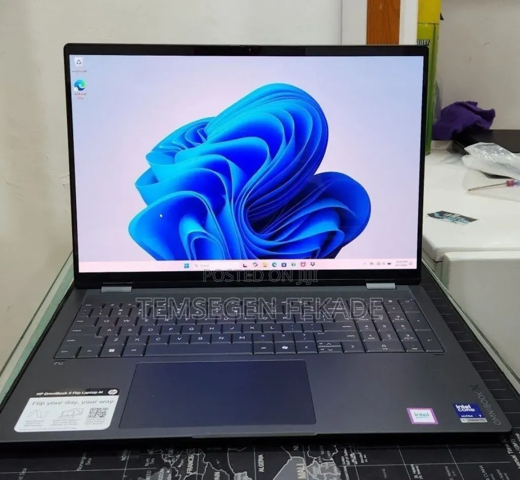 New Laptop HP OmniBook X Flip 14" 16GB Intel Core Ultra 7 SSD 1T