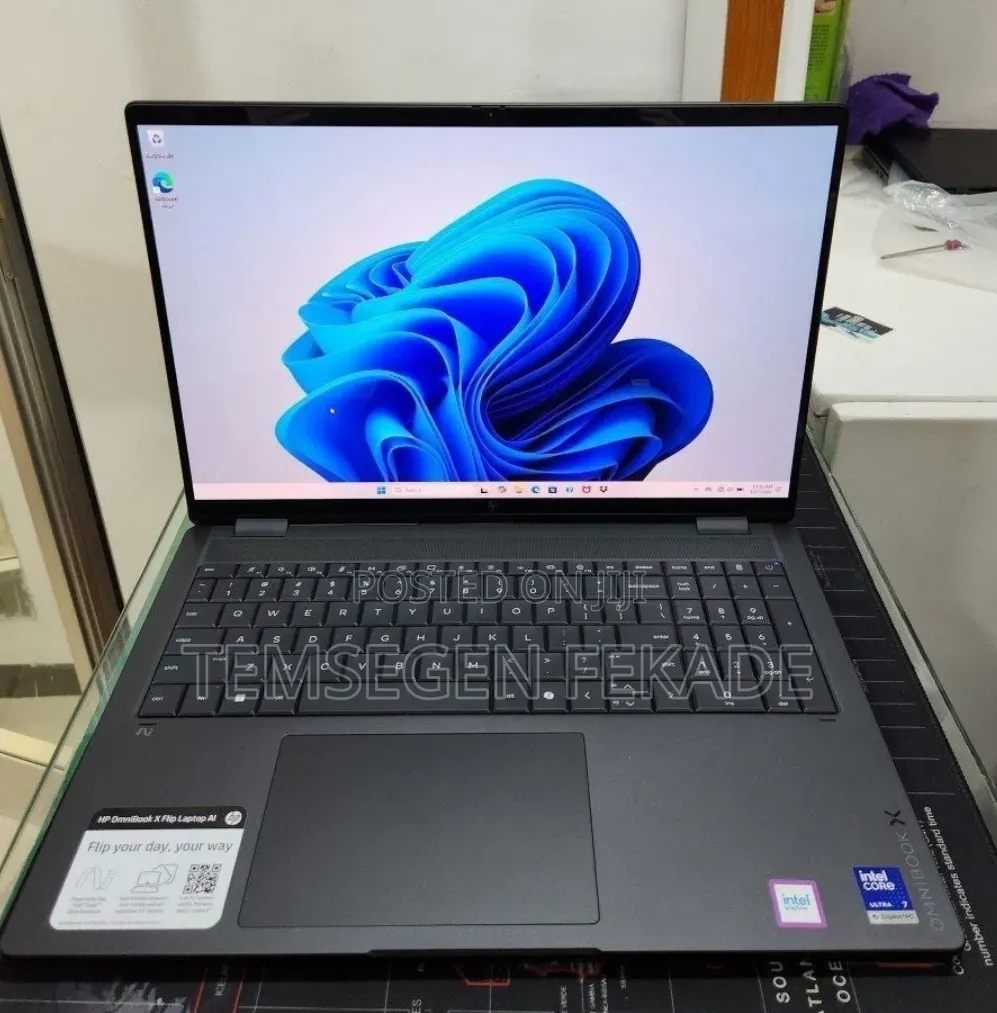 New Laptop HP OmniBook X Flip 14" 16GB Intel Core Ultra 7 SSD 1T