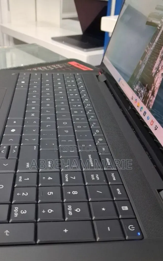 New Laptop HP OmniBook X Flip 16" 16GB Intel Core Ultra 7 SSD 1T
