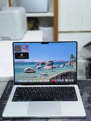 New Laptop Apple MacBook Pro 2024 M4 Pro 24GB Apple M4 Pro SSD 512GB