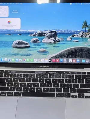New Laptop Apple MacBook Pro 2020 32GB Intel Core i7 SSD 512GB