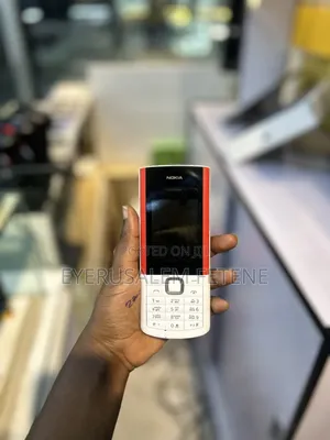 New Nokia 5710 XpressAudio