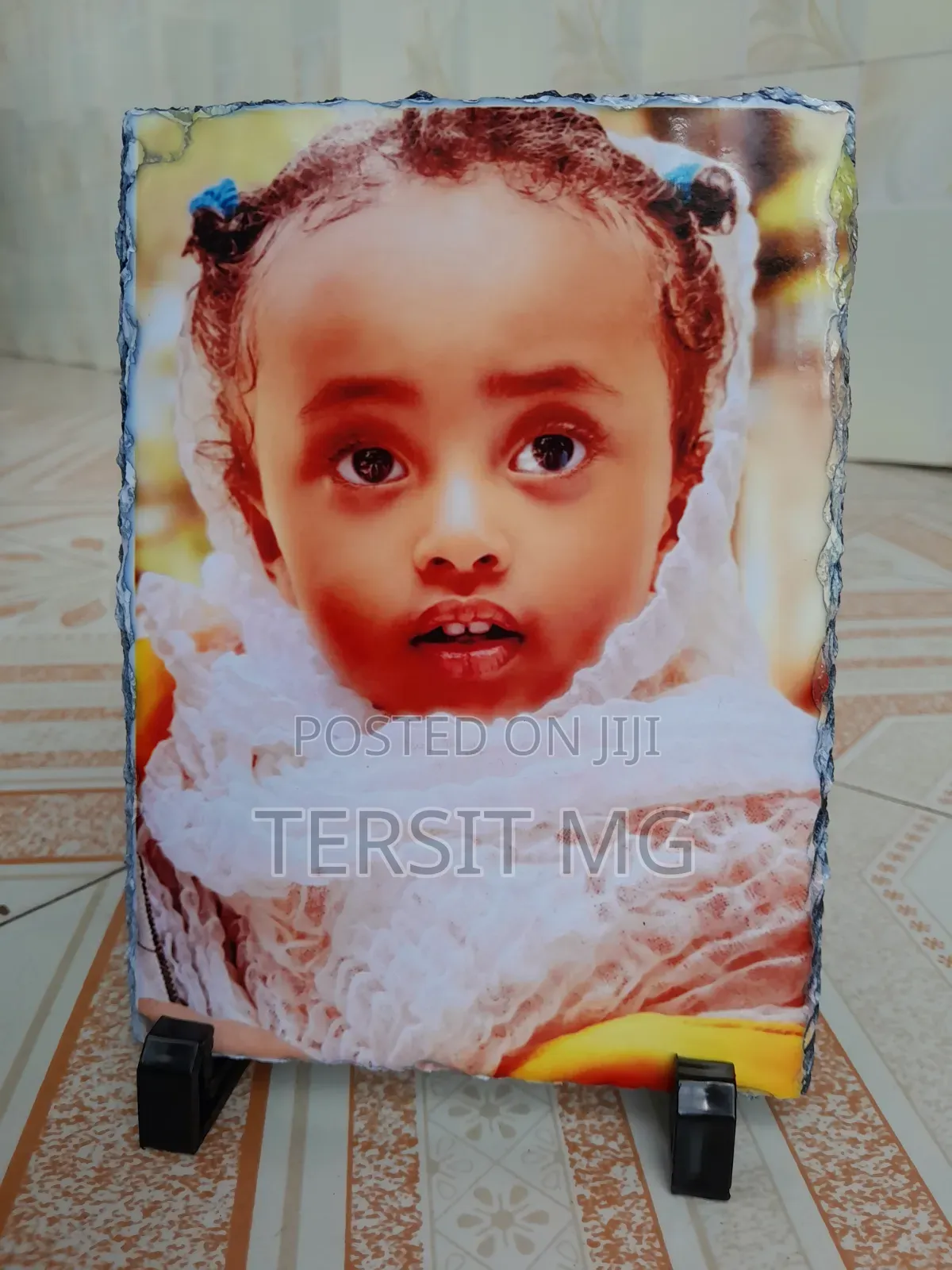 Frame for Gifts