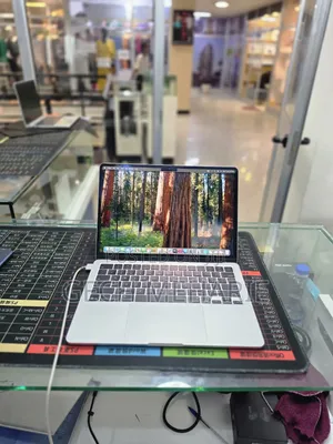 New Laptop Apple MacBook Air 2025 M4 16GB Apple M4 SSD 256GB