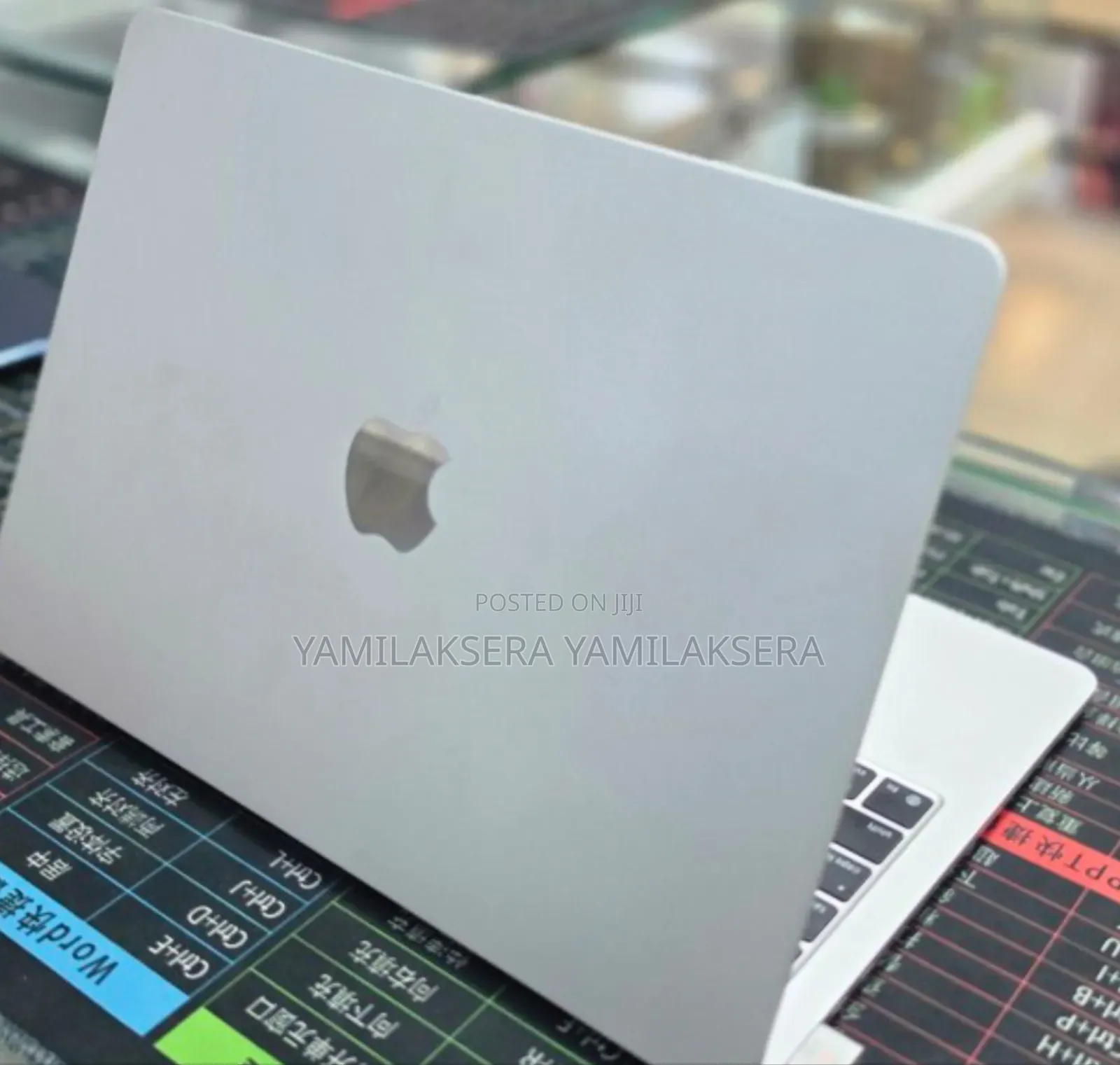 New Laptop Apple MacBook Air 2025 M4 16GB Apple M2 SSD 256GB