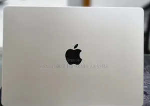 New Laptop Apple MacBook Pro 2024 M4 24GB Apple M4 SSD 512GB