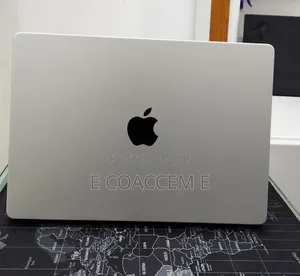 New Laptop Apple MacBook Pro 2024 M4 24GB Apple M4 Pro SSD 512GB