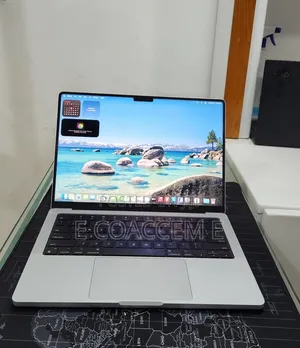 New Laptop Apple MacBook Pro 2024 M4 24GB Apple M4 Pro SSD 512GB