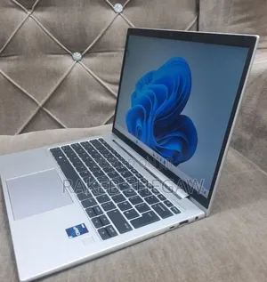 New Laptop HP EliteBook 830 16GB Intel Core i5 SSD 512GB