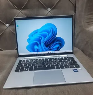New Laptop HP EliteBook 830 16GB Intel Core i5 SSD 512GB