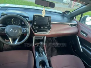 Toyota Corolla Cross 2023 White