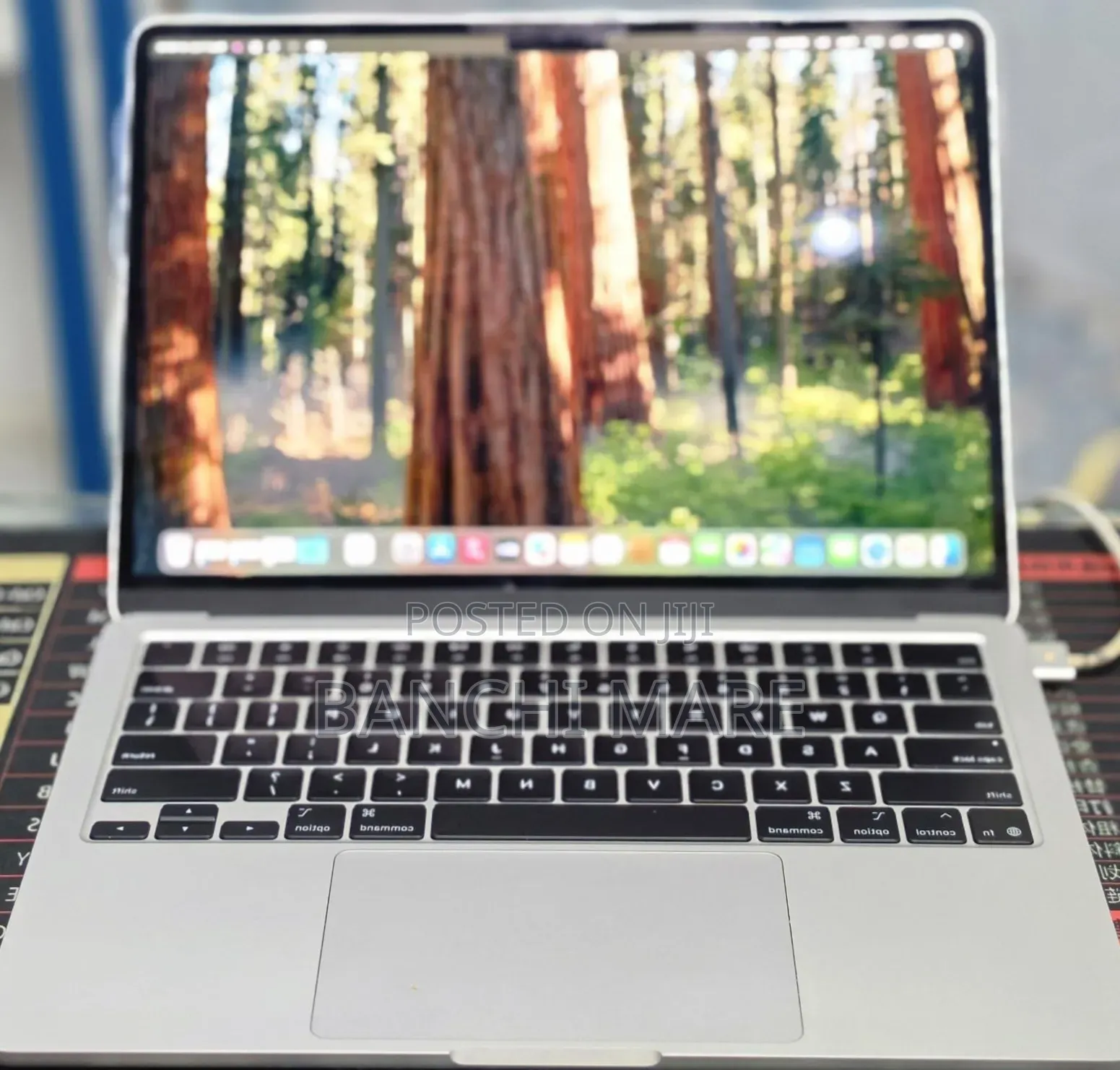 New Laptop Apple MacBook Air 2025 M4 16GB Apple M4 SSD 256GB