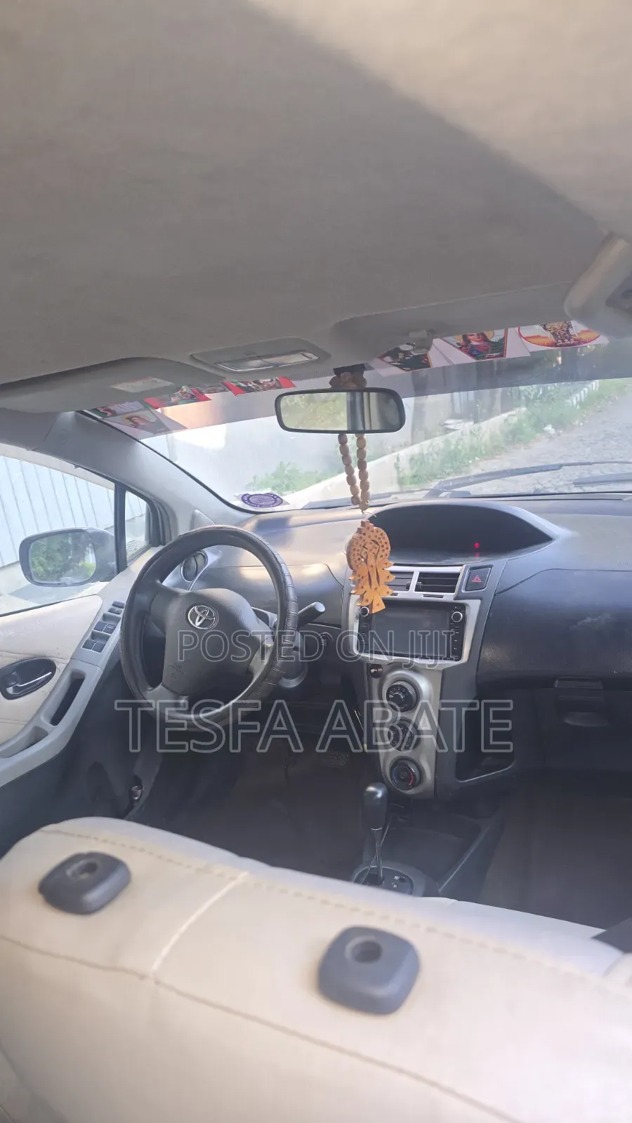 Toyota Yaris 2010 Gray