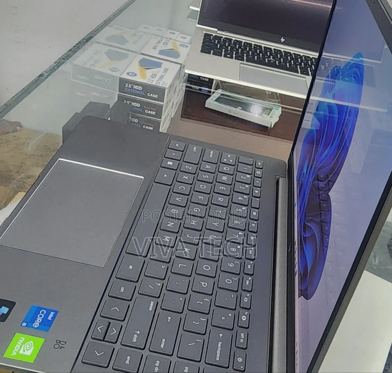 New Laptop HP Pavilion 14 16GB Intel Core i5 SSD 1T