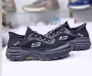 Skechers Hands Free Slip-insMax Protect Trail Multicolored Unisex Shoe