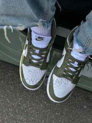 Nike Dunk Low 'Medium Olive' Unisex Fashion Sneakers