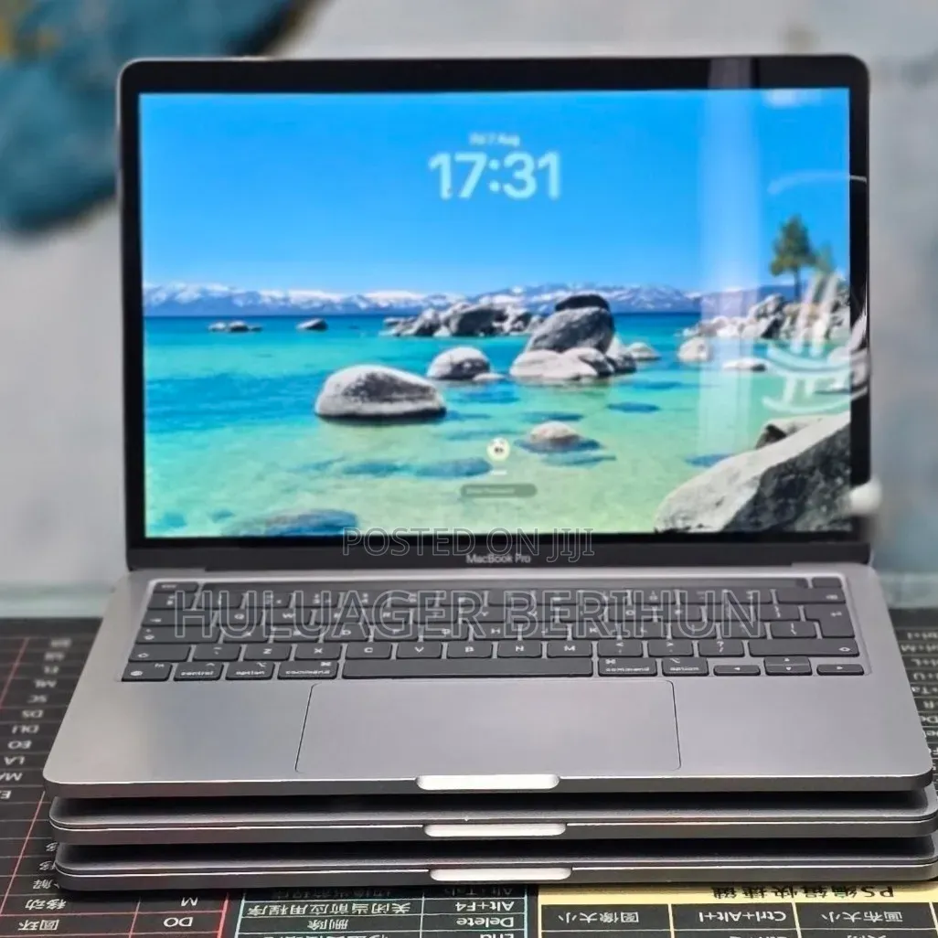 New Laptop Apple MacBook Pro 2020 M1 8GB Apple M1 SSD 512GB