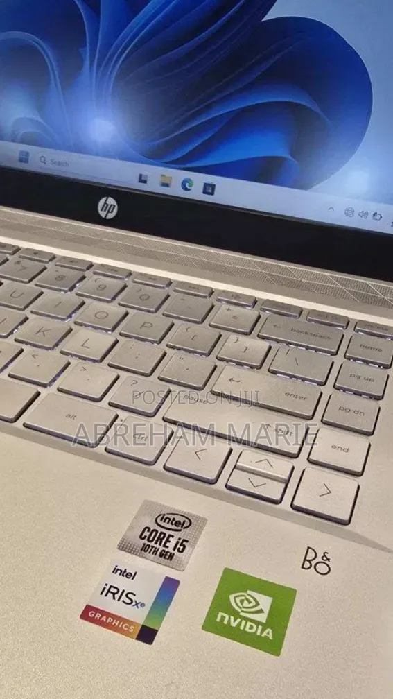 New Laptop HP Pavilion 14 8GB Intel Core i5 SSD 512GB