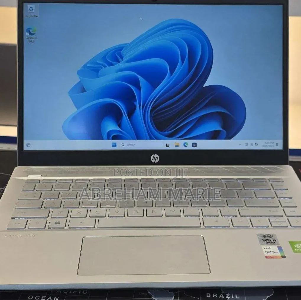 New Laptop HP Pavilion 14 8GB Intel Core i5 SSD 512GB