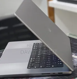 New Laptop Apple MacBook Pro 2021 M1 Max 64GB Apple M1 Max SSD 1T