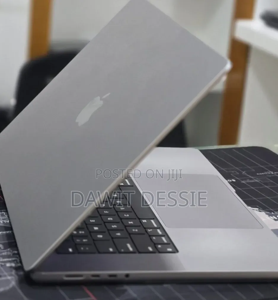 New Laptop Apple MacBook Pro 2021 M1 Max 64GB Apple M1 Max SSD 1T
