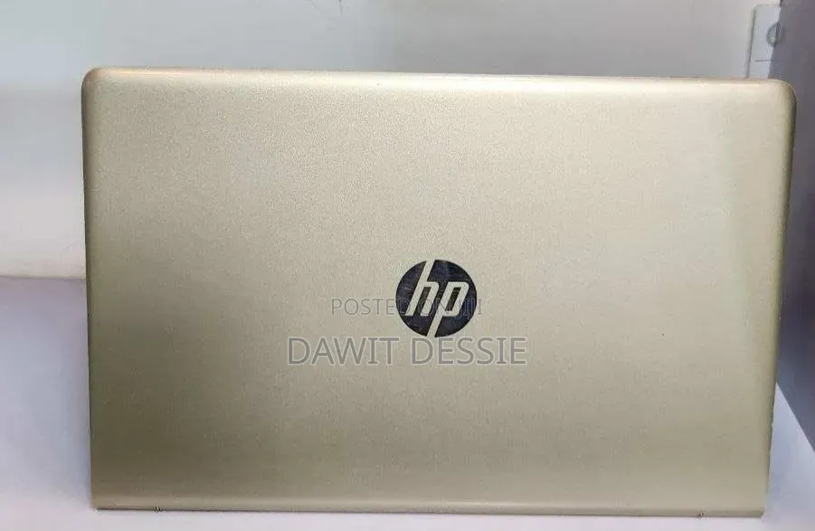 Laptop HP Pavilion 15 8GB Intel Core i5 HDD 1T