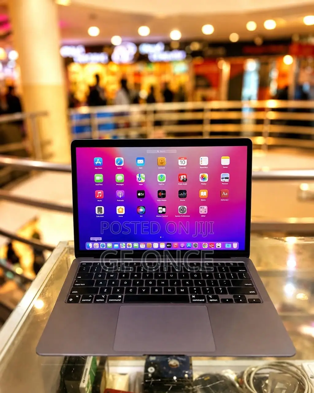 Laptop Apple MacBook Air 2020 8GB Intel Core i5 SSD 256GB