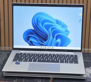New Laptop HP EliteBook 840 G9 16GB Intel Core i7 SSD 512GB