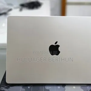New Laptop Apple MacBook Pro 2024 M4 24GB Apple M4 Pro SSD 512GB