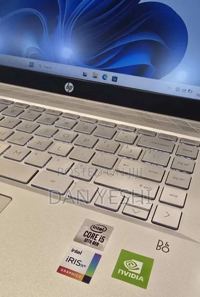 New Laptop HP Pavilion 15 8GB Intel Core i5 SSD 512GB