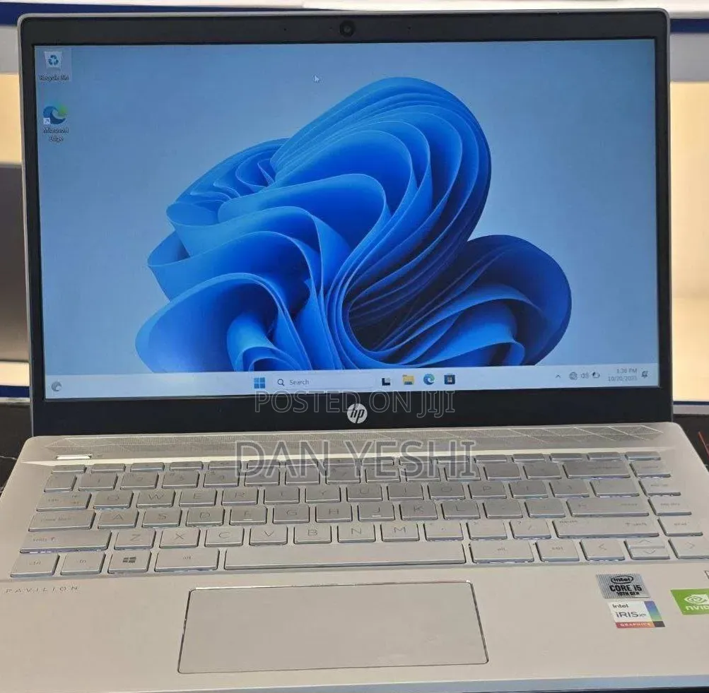 New Laptop HP Pavilion 15 8GB Intel Core i5 SSD 512GB