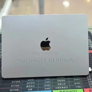 New Laptop Apple MacBook Air 2025 M4 16GB Apple M4 SSD 256GB