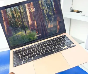 New Laptop Apple MacBook Air 2020 M1 8GB Apple M1 SSD 256GB