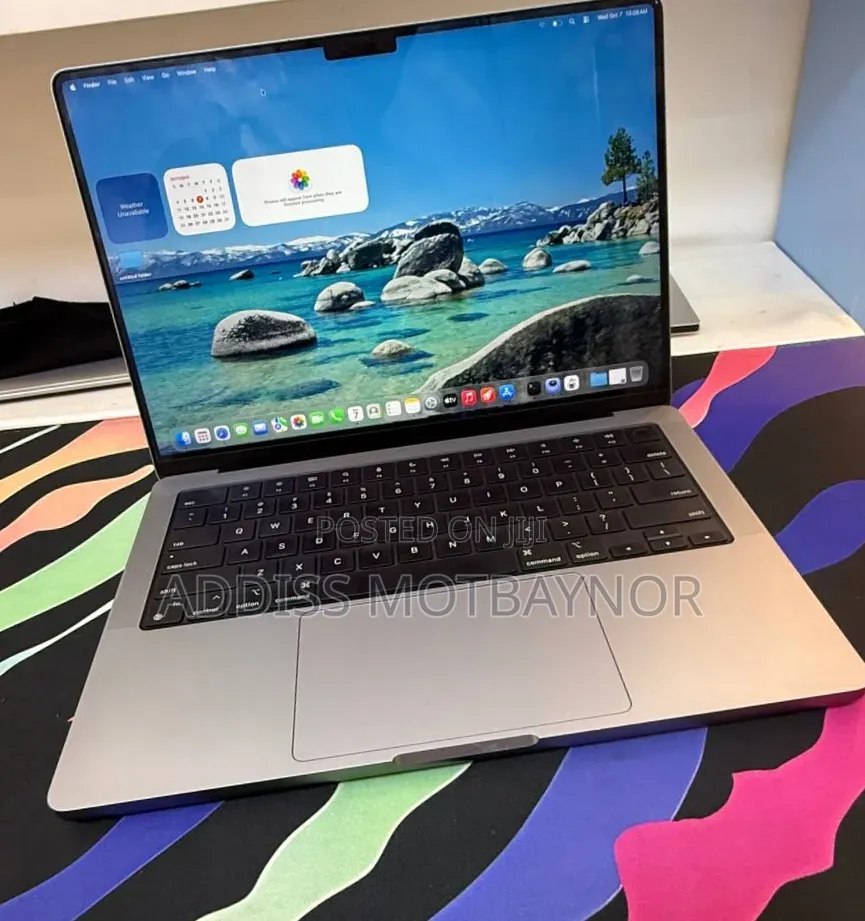New Laptop Apple MacBook Pro 2023 M3 16GB Intel Core M3 SSD 512GB