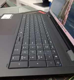 New Laptop HP OmniBook 5 14" 16GB Intel Core Ultra 7 SSD 1T
