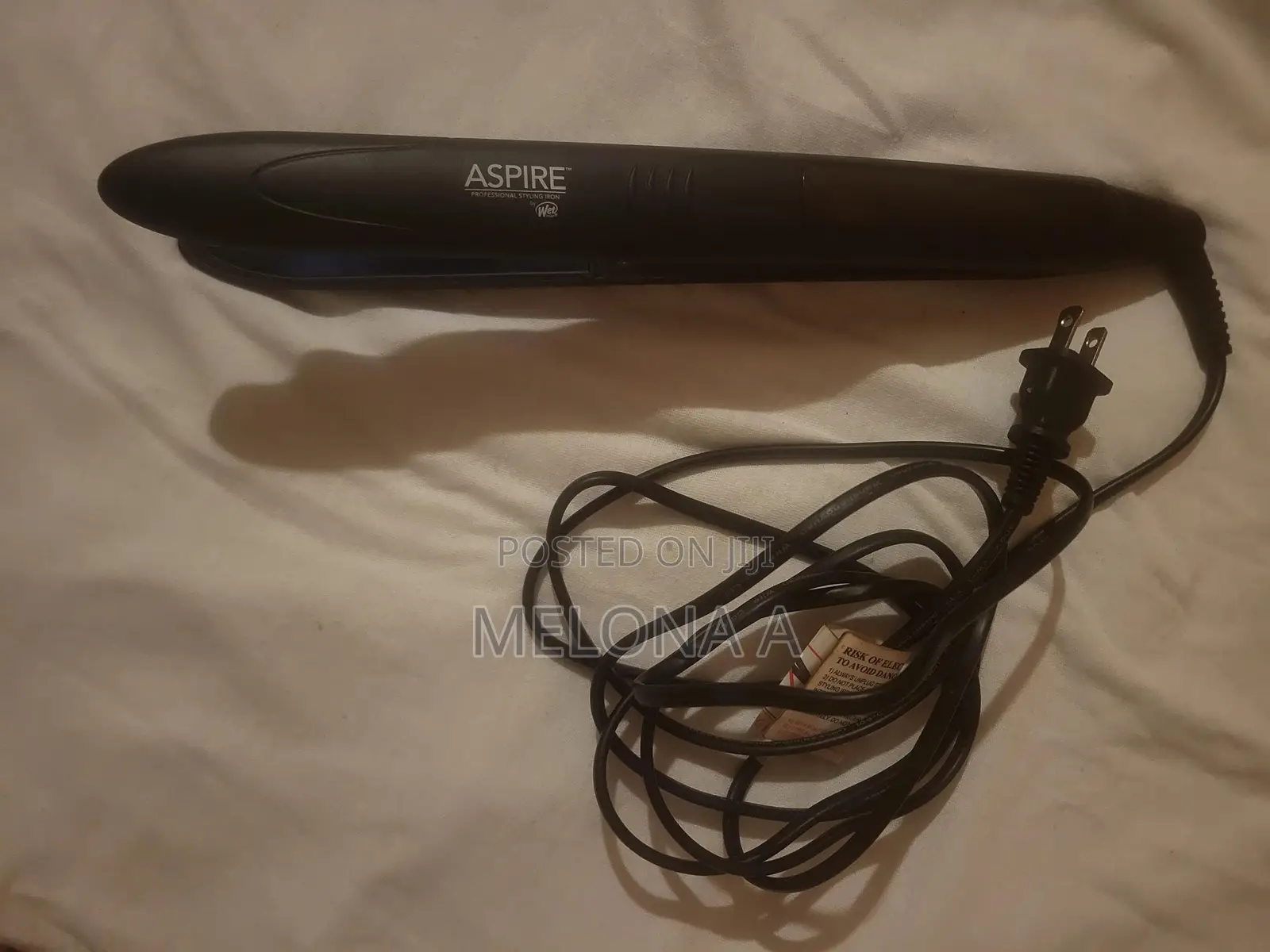Wet Brush Aspire Professional Hair Styling Flat Iron | USA Brand | New