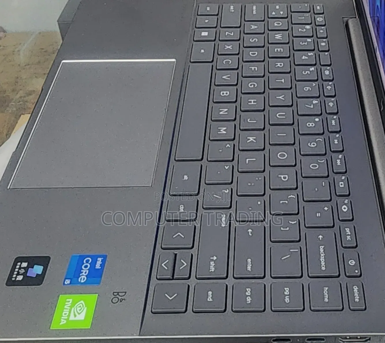 New Laptop HP Pavilion X2 10 16GB Intel Core i5 SSD 512GB