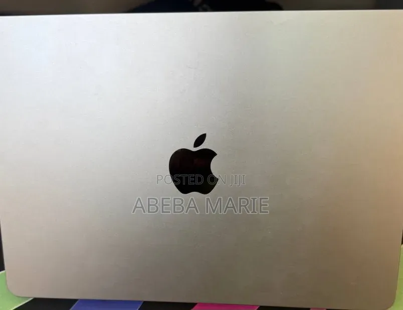 New Laptop Apple MacBook Air 2022 M2 16GB Apple M2 SSD 512GB