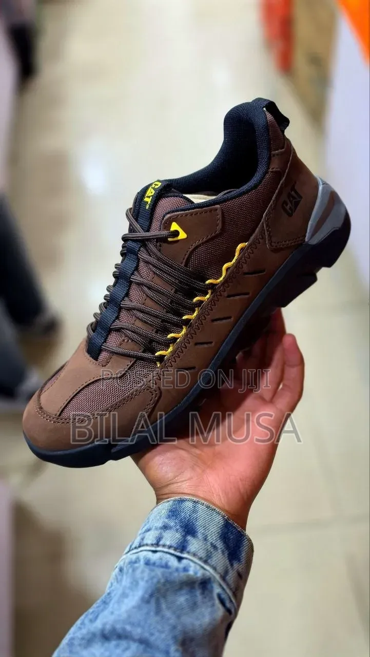 CAT Shose Primium