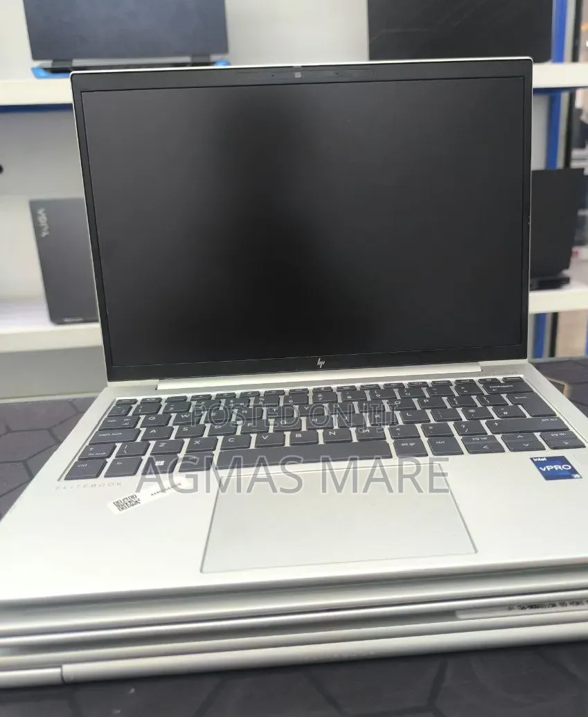 New Laptop HP EliteBook 830 G9 16GB Intel Core i5 SSD 512GB