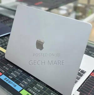 New Laptop Apple MacBook Pro 2024 M4 16GB Apple M4 SSD 256GB