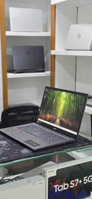 New Laptop Acer Aspire 5 16GB AMD Ryzen 7 SSD 512GB