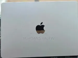 New Laptop Apple MacBook Air 2025 M4 16GB Apple M4 SSD 256GB