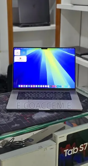 New Laptop Apple MacBook Pro 2021 M1 Max 64GB Apple M1 SSD 1T