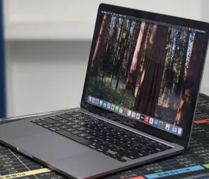 New Laptop Apple MacBook Pro 16GB Apple M1 SSD 512GB