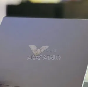 New Laptop Asus VivoBook 15 X505BA 16GB Intel Core i7 SSD 512GB