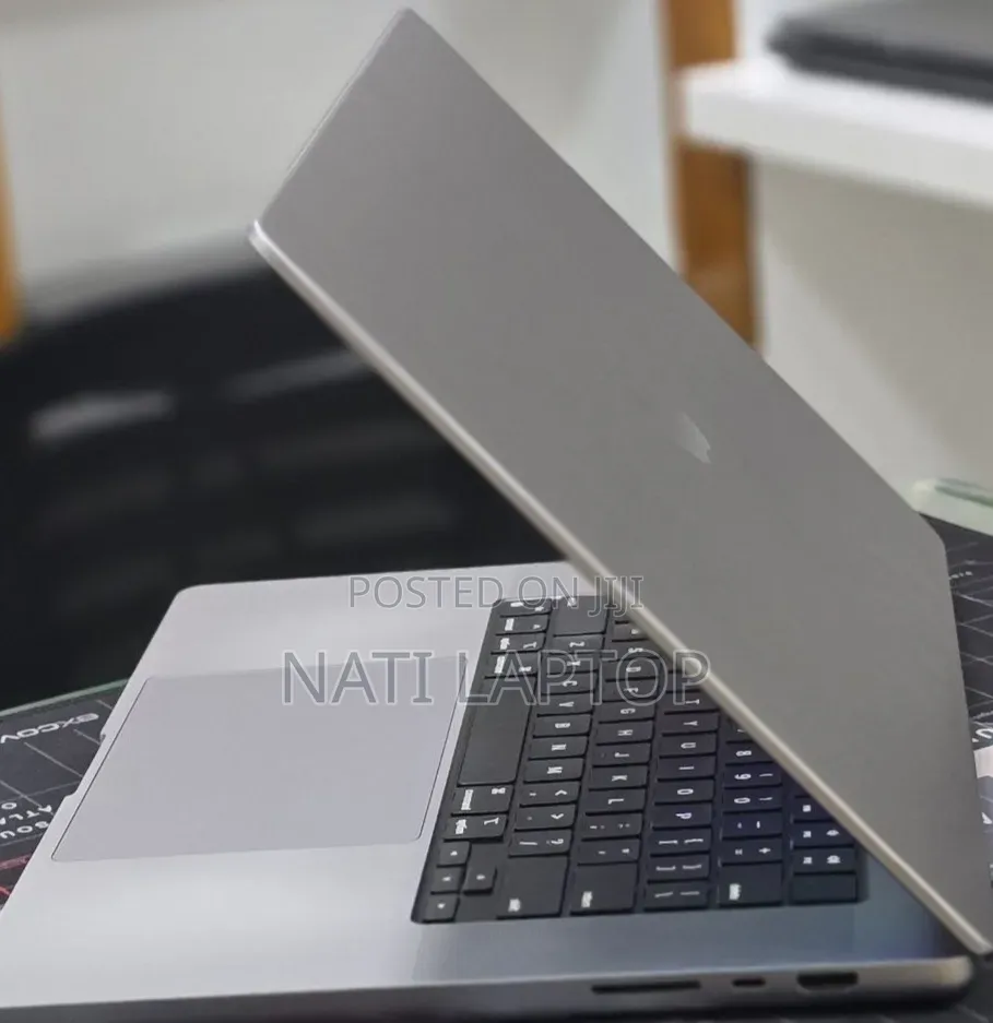 New Laptop Apple MacBook Pro 2021 M1 Max 64GB Apple M1 Max SSD 1T
